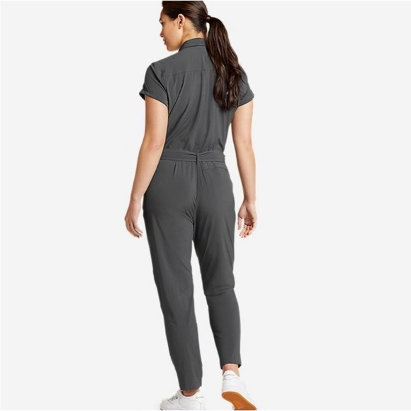 Eddie Bauer Departure Lightweight Grey Belted‎ Jumpsuit Travel Ready Size Medium - Picture 3 of 14